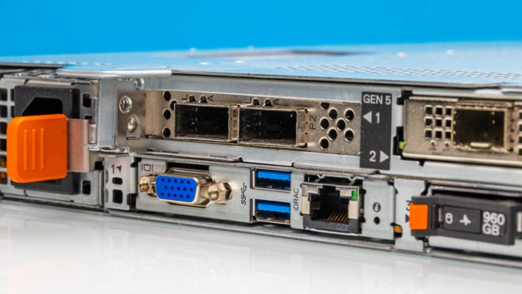 Dell-PowerEdge-R6715-Rear-Ports-2-1068x601.jpg