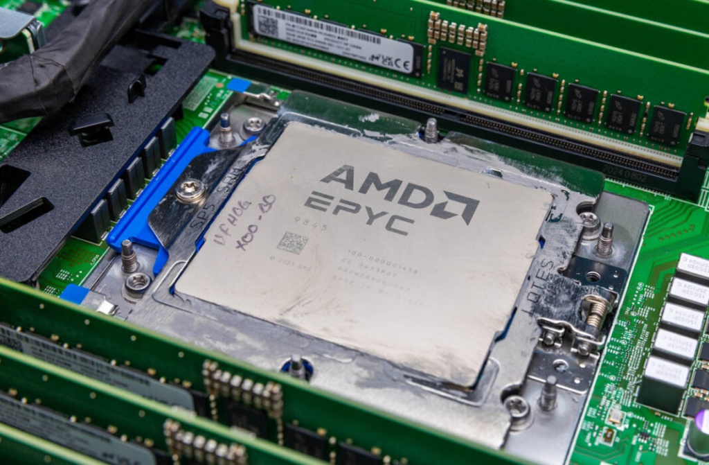AMD-EPYC-9845-in-Dell-PowerEdge-R6715-1-1068x700.jpg